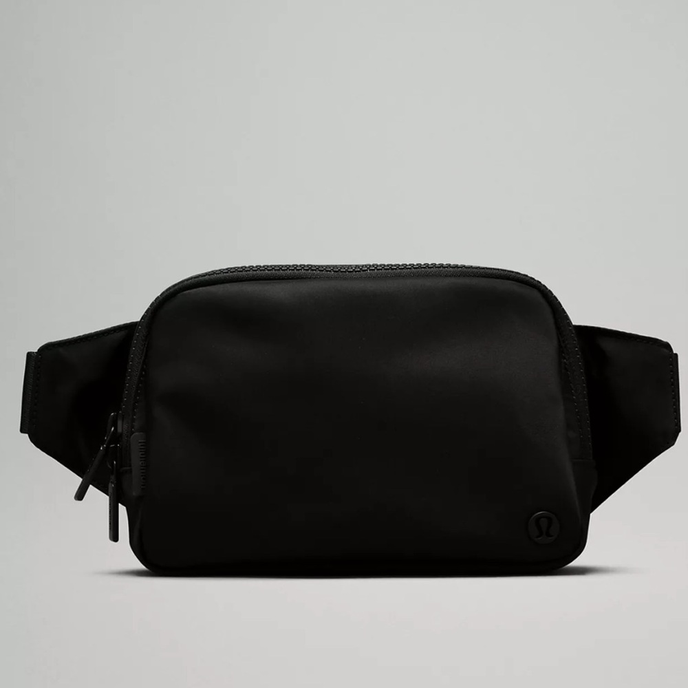 NWT Lululemon Large Everywhere Belt Bag Black/Black 2L